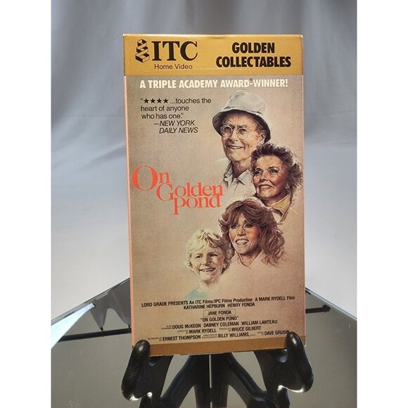 On Golden Pond VHS Tape 1988 Katharine Hepburn Henry Fonda - Picture 1 of 2